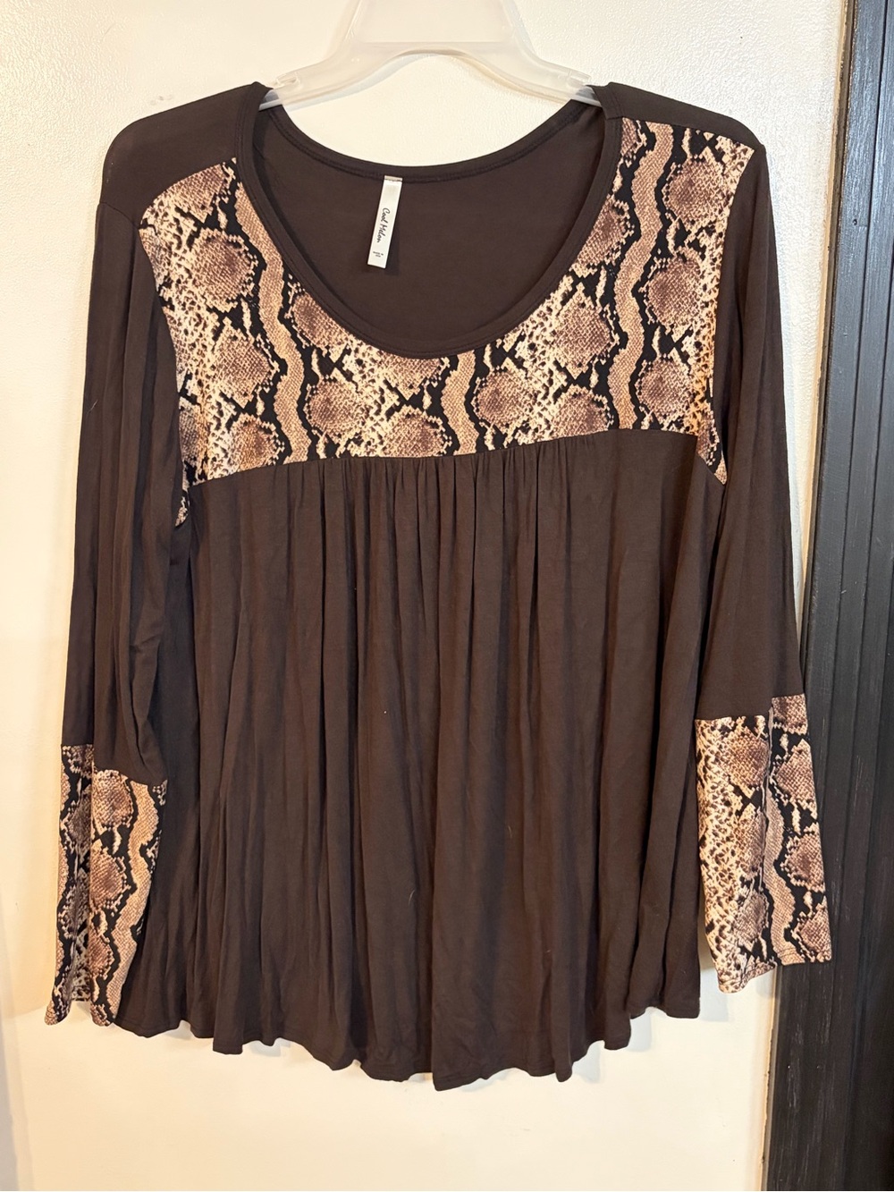 Wander Brown Snake-Print Scoop Neck Long Sleeve Blouse